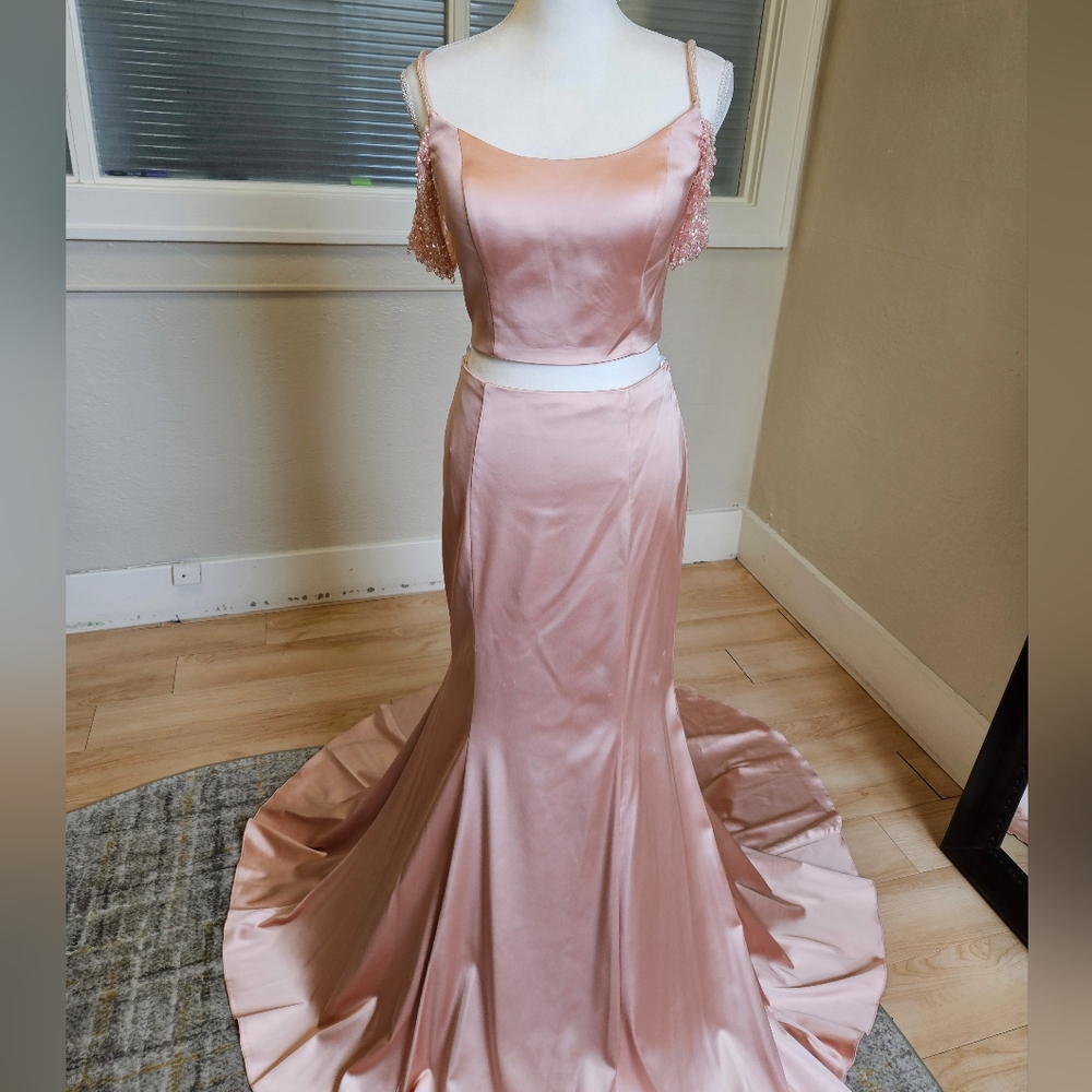 Size 10 "Blush" rosey pink satin two piece prom/evening gown by Sherri Hill NWOT